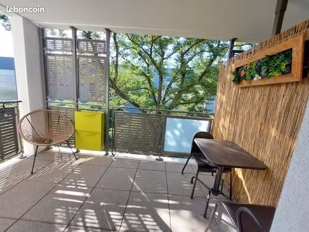 t2 meublé de 39 m² avec balcon sans vis à vis – saint-priest (quartier berliet et environs