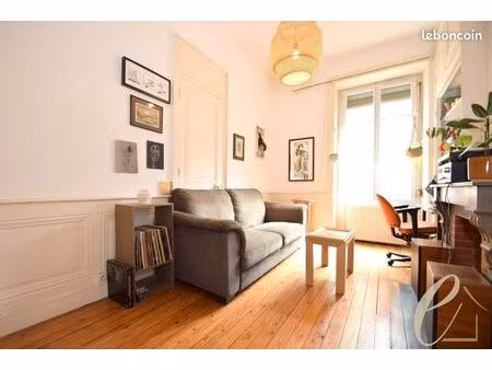 appartement 2 pièces 60 m²