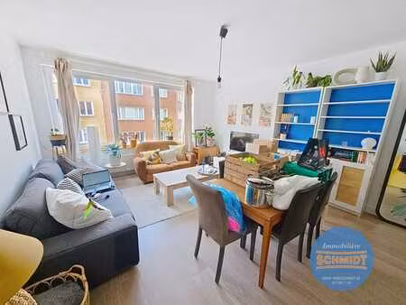 magnifique appartement 2 chambres renové à proximité de péti