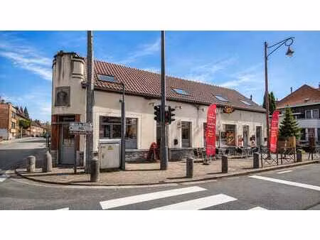 immeuble mixte à vendre idéalement situé