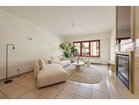 ruim gelijkvloers appartement met tuin in centrum retie