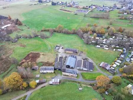 ferme avec dépendances sur plus de 7 hectares à houffalize