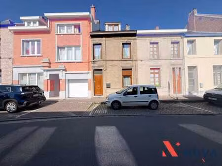 belle maison rénovée avec 3 chambres et jardin