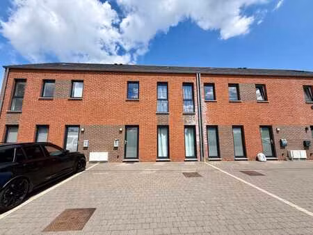 maison récente (2020) avec 3 chambres terrasse et jardin