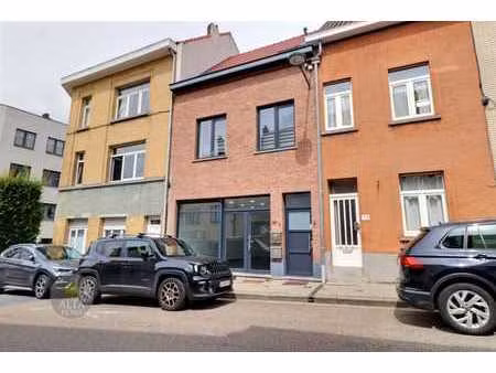commerce - rue françois desmedt 6  1150 woluwe