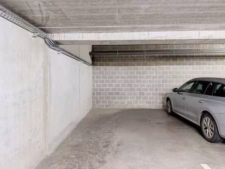à louer : emplacement de parking dans un garage souterrain