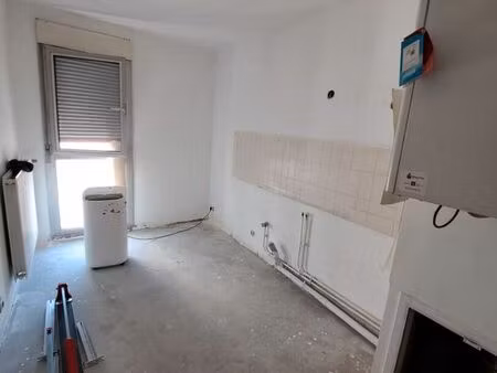 appartement 3 pièces 84 m²