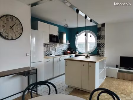 location appartement sans souci / frère lumière