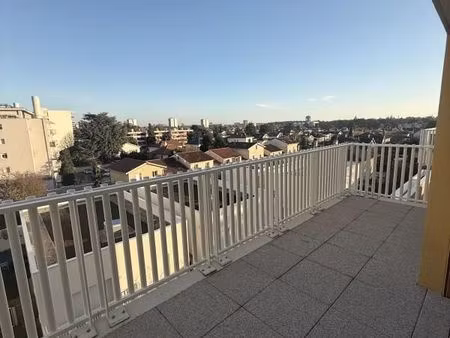appartement 4 pièces 76 m²