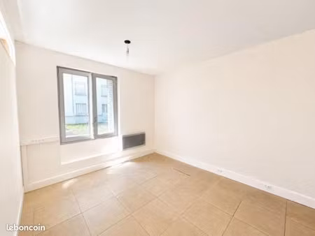local commercial 30 m²