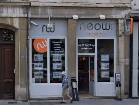 local commercial 43 m²