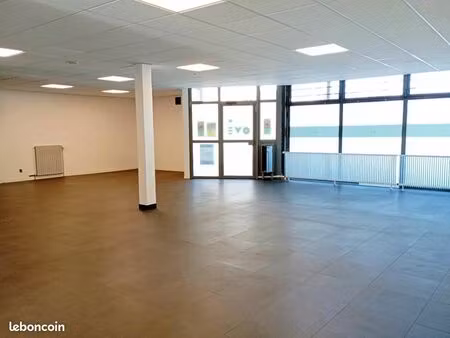 local commercial 348 m²
