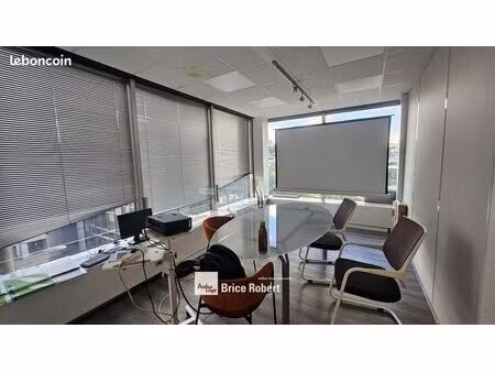 bureaux 275 m²