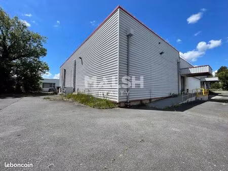 local d'activité 2 155 m²