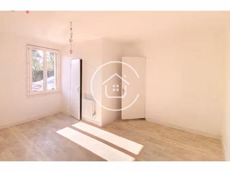 location maison 2 pièces 42.28 m² à montoire-sur-le-loir (41800)  385 €