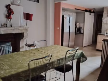 maison rénovée atypique  beaux volumes