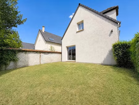 location maison 4 pièces 90 m² à evreux (27000)  1 095 €