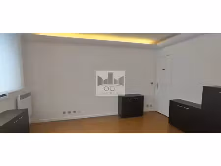 location locaux professionnels 0 pièces 90 m² à paris 16ème (75016)  2 150 €