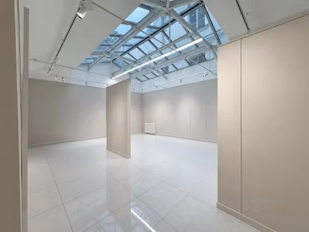 location locaux professionnels 234 m² à paris 1er (75001)  18 291 €