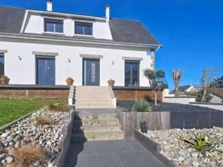 vente maison à jullouville (50610) : à vendre / 273m² jullouville