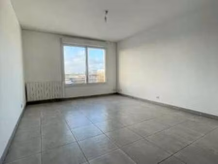 location appartement 2 pièces à brest (29200) : à louer 2 pièces / 45m² brest