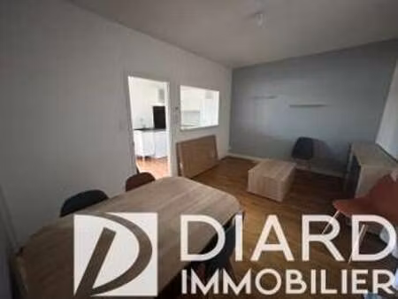 location appartement 2 pièces meublé à vitré (35500) : à louer 2 pièces meublé / 35m² vitr