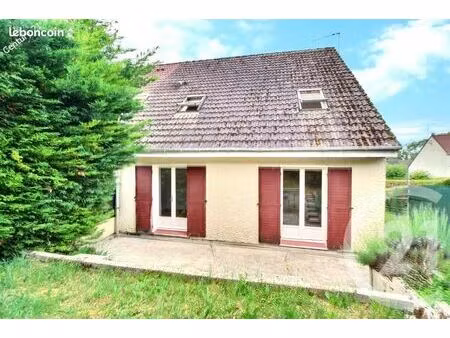 maison 6 pièces 105 m²