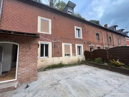maison 6 pièces 158 m²