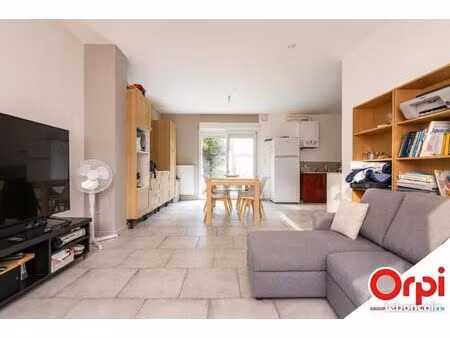 immeuble 4 pièces 78 m²