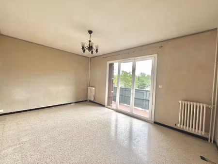 location appartement 3 pièces 65 m² à aubagne (13400)