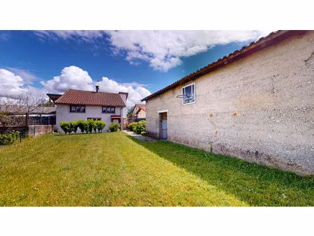 maison druillat 4 pièce(s) 115 m2 avec grange et terrain