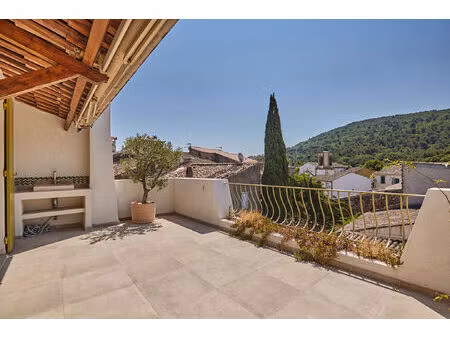 maison de ville 6 pièces à vendre au coeur du village d'alleins