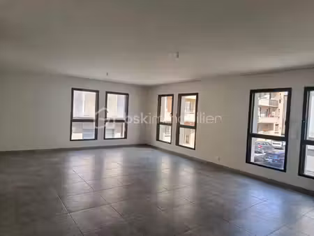 appartement de 90 m² à romans-sur-isere