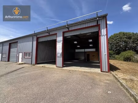 local commercial à louer 200 m² – zone industrielle de samazan