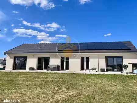 maison 5 pièces 141 m²
