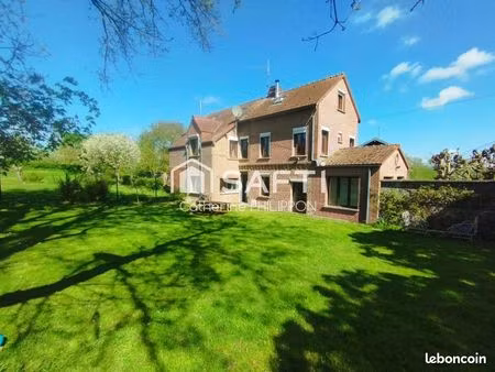 propriété 9 pièces 221 m²