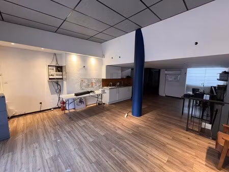 vente commerce toulon 83100 109m²