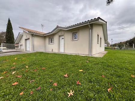 agréable maison de 4pp de plain-pied au calme à martillac