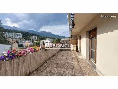 a vendre gap t2 avec terrasse et parking
