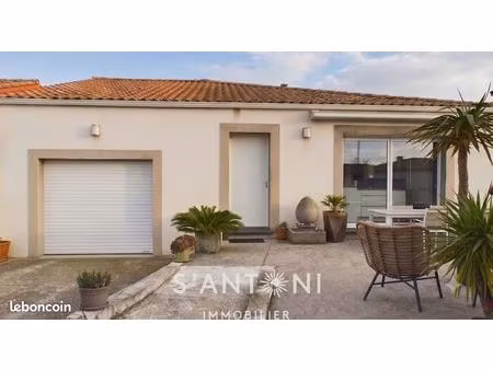 villa 4 pièces 130 m²
