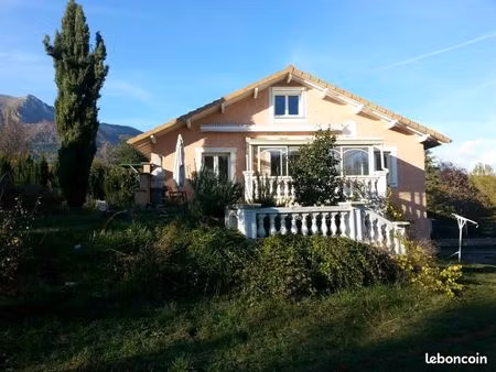 maison 171m² t7 à louer à gap  quartier des eyssagnières