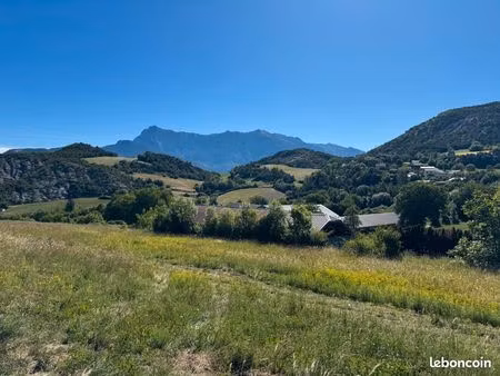 terrain 620 m² le lauzet ubaye