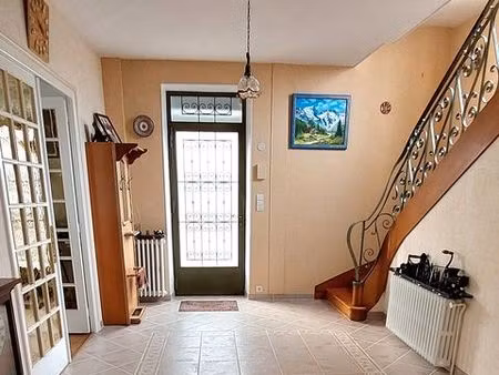 pour investisseur maison familiale - lumineuse et spacieuse