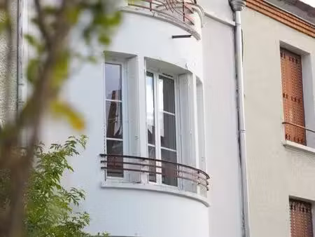? à louer – maison entièrement rénovée- 130 m² – vichy - 1200 euros charges non comprises