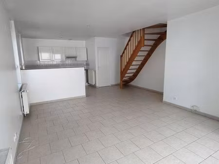 curgies appartement t3 duplex 78m2 prox axes autoroutiers maubeuge  valenciennes  bruxelle