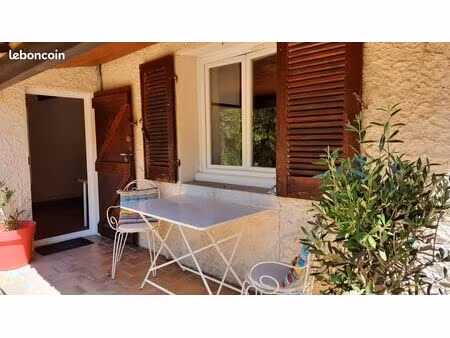 studio étudiant à vauvenargues 15km d'aix en provence