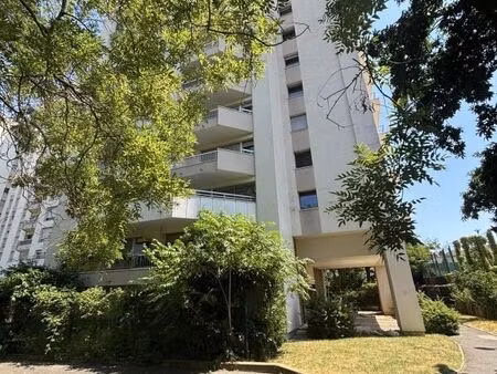 appartement 1 pièce 40 m²