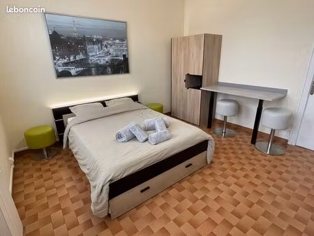 f1 meublé 28 m²