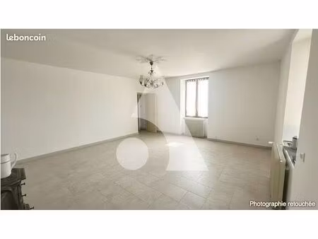 propriété 5 pièces 105 m²
