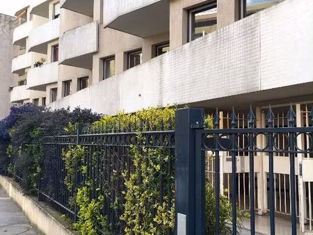 appartement 1 pièce 47 m²